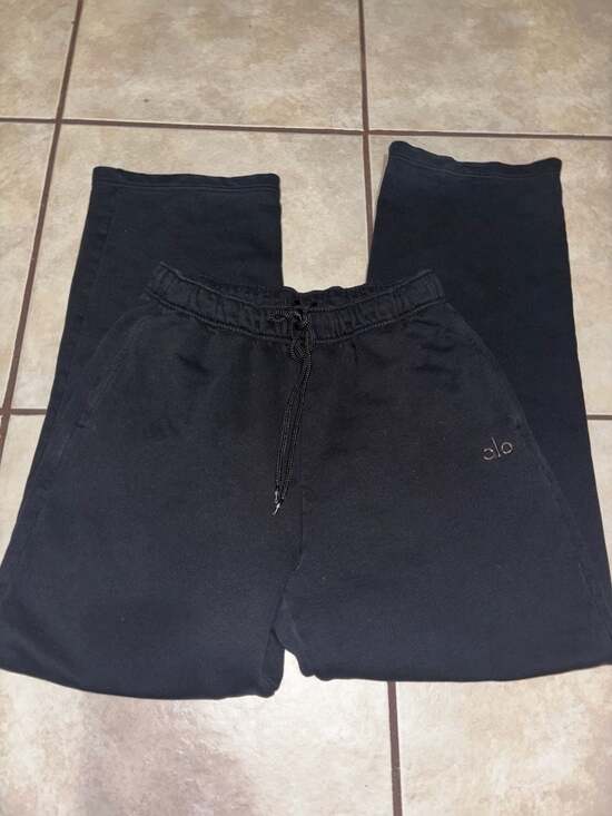 Alo Pants - Alo Accolade Straight Leg Sweatpant Size M Black